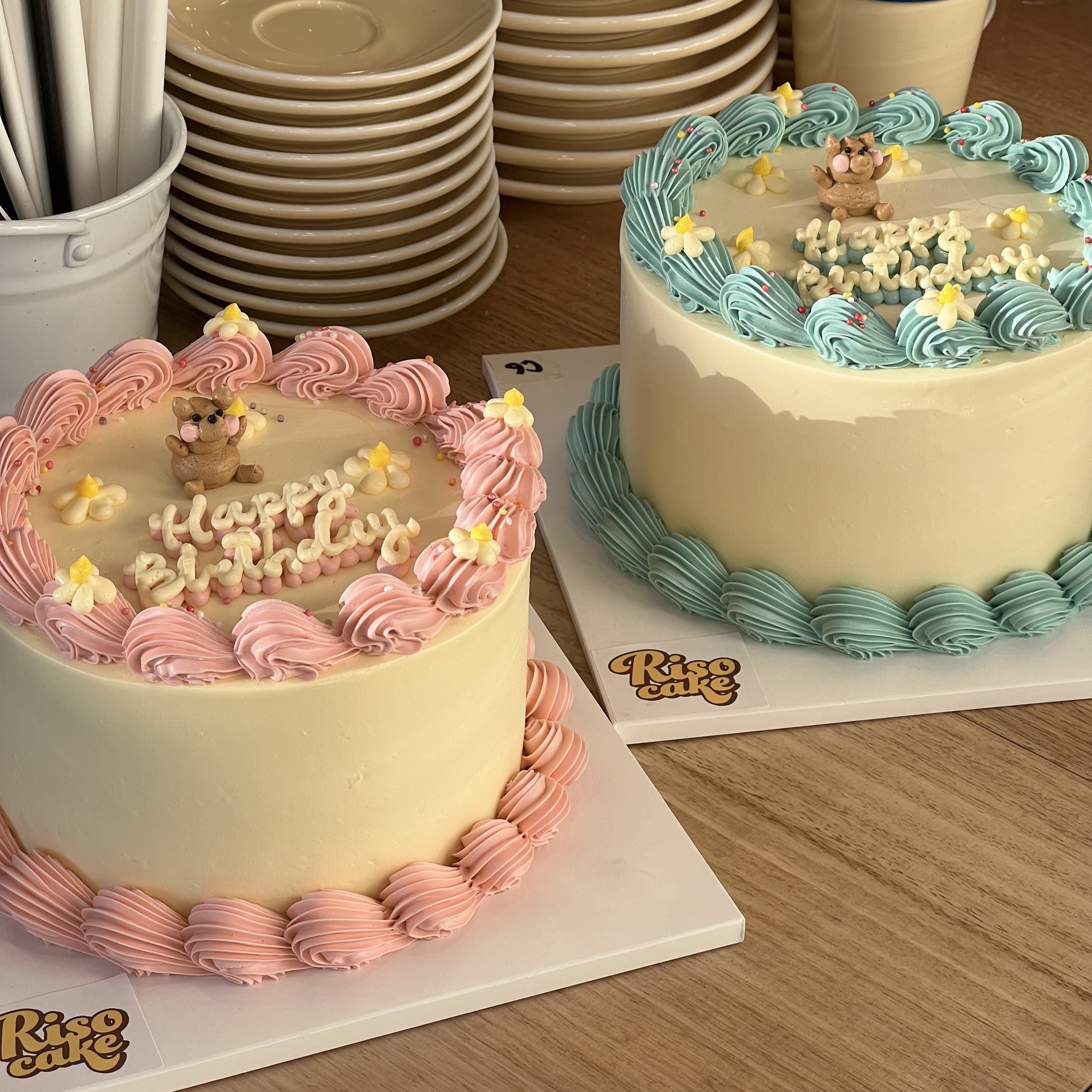 3D Bear and daisy Cake