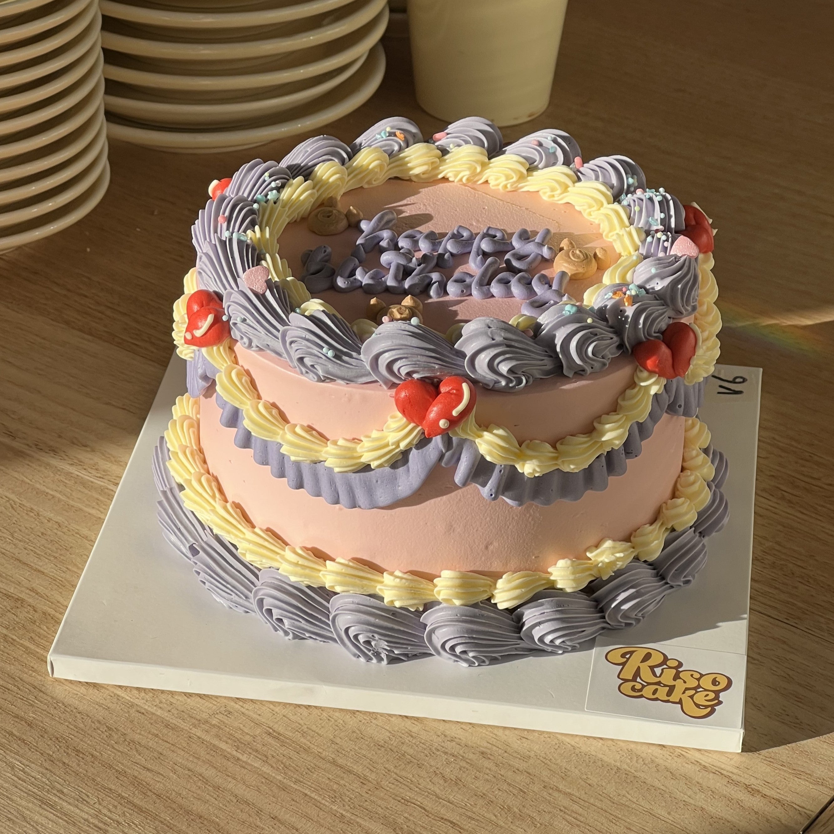 Baby Vintage Cake (Round/Heart)