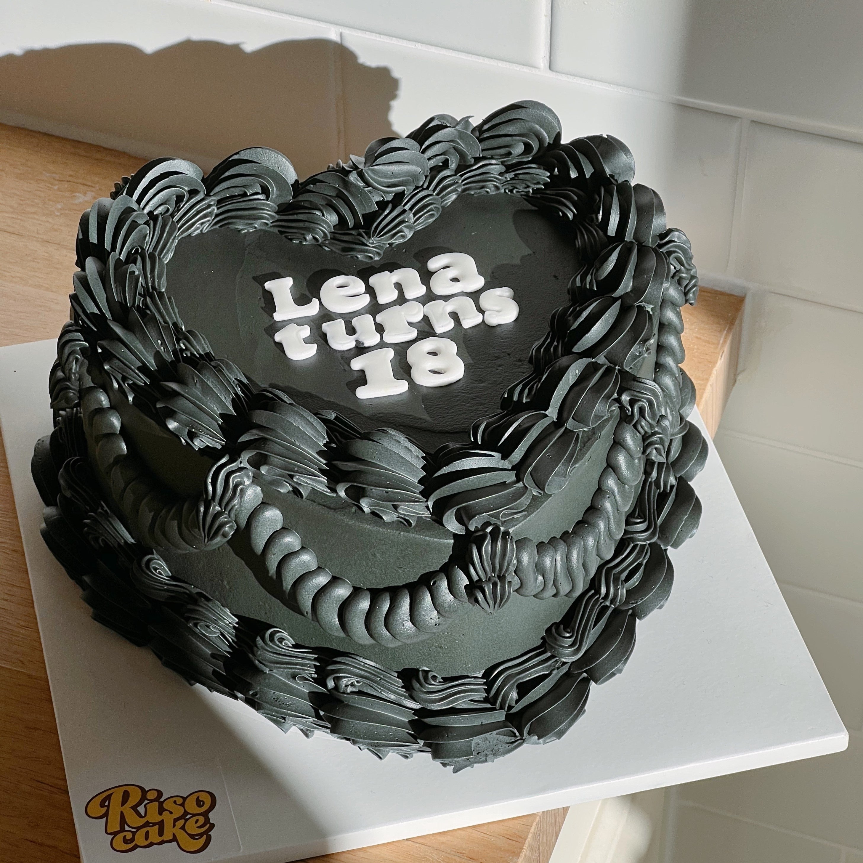 One Colour Text Cake (Round/Heart)