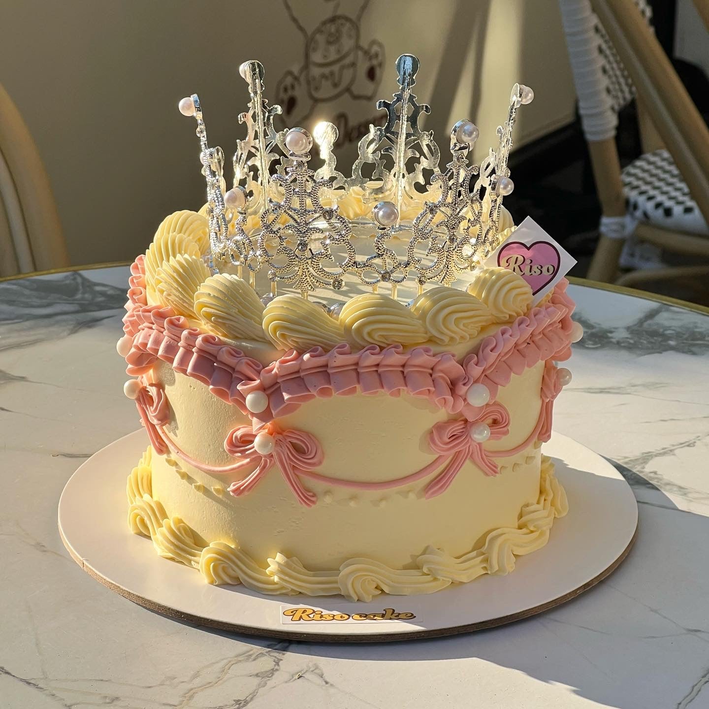 Luxury Tiara Cake (Tall Design)