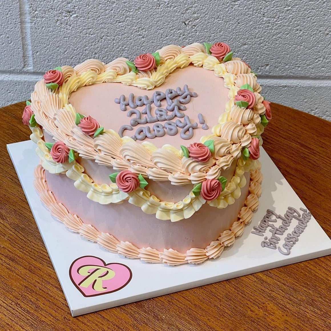 Rose Vintage Cake (Round/Heart)