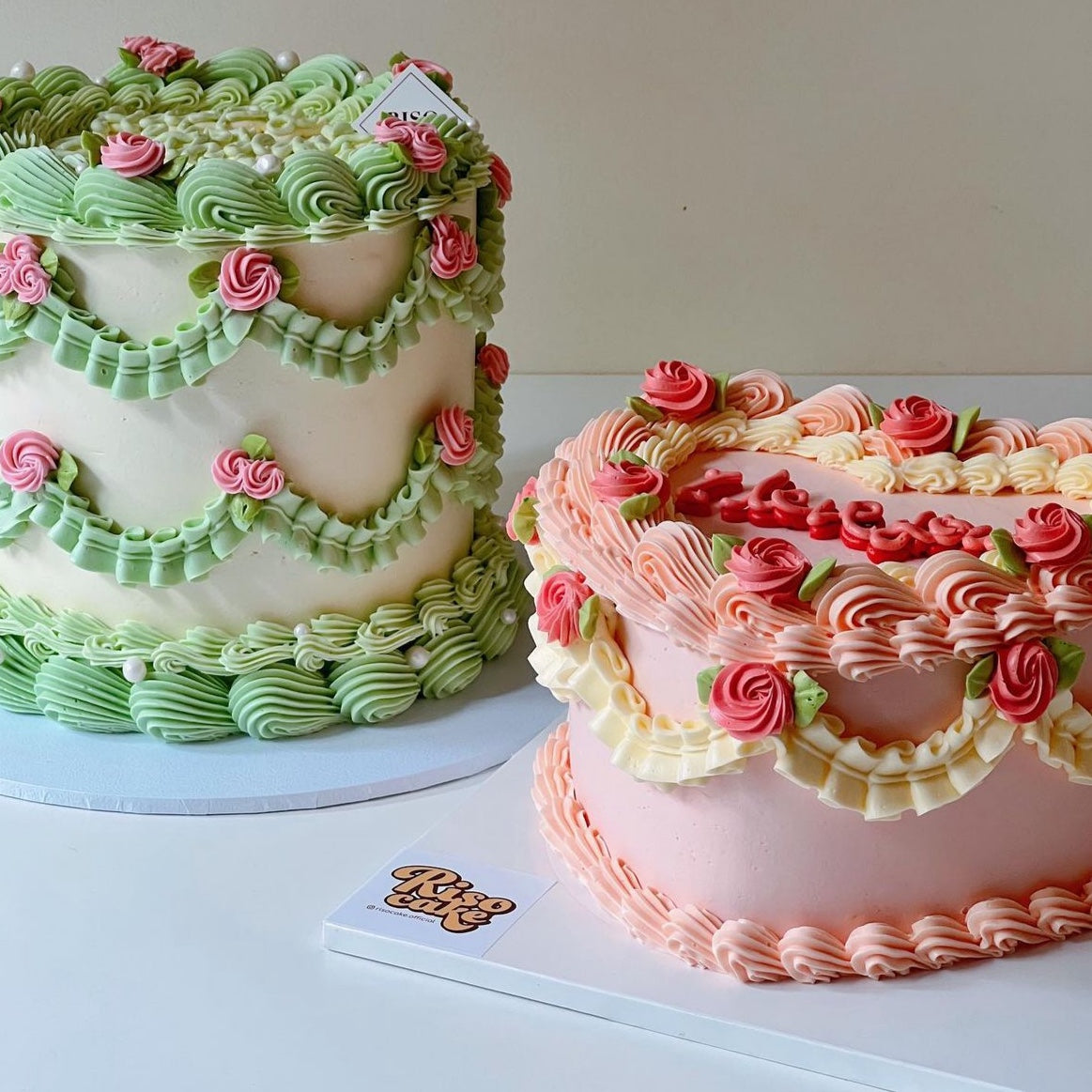 Rose Vintage Cake (Round/Heart)