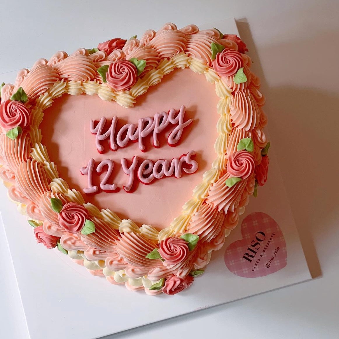 Rose Vintage Cake (Round/Heart)