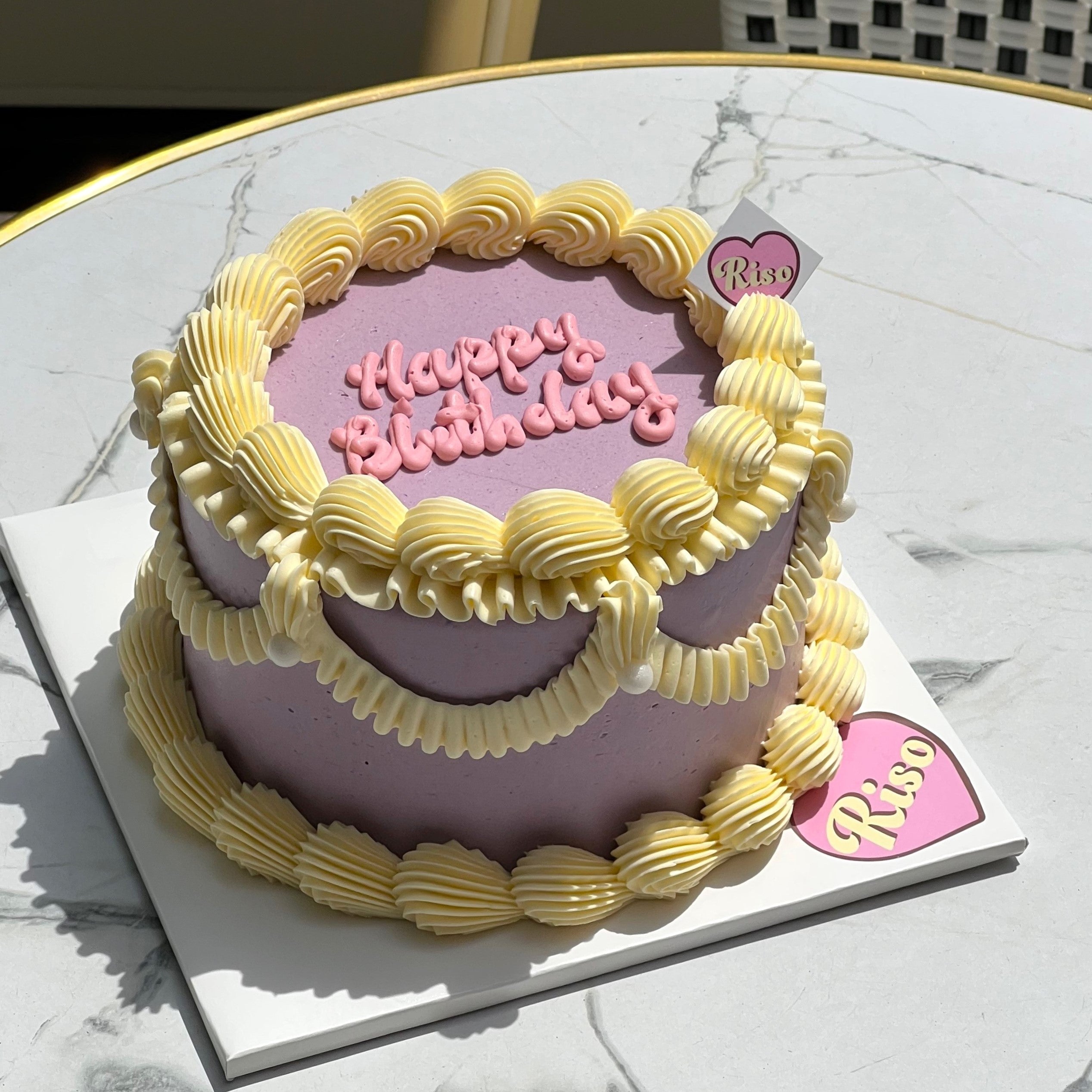 Simple Vintage Cake (Round/Heart)