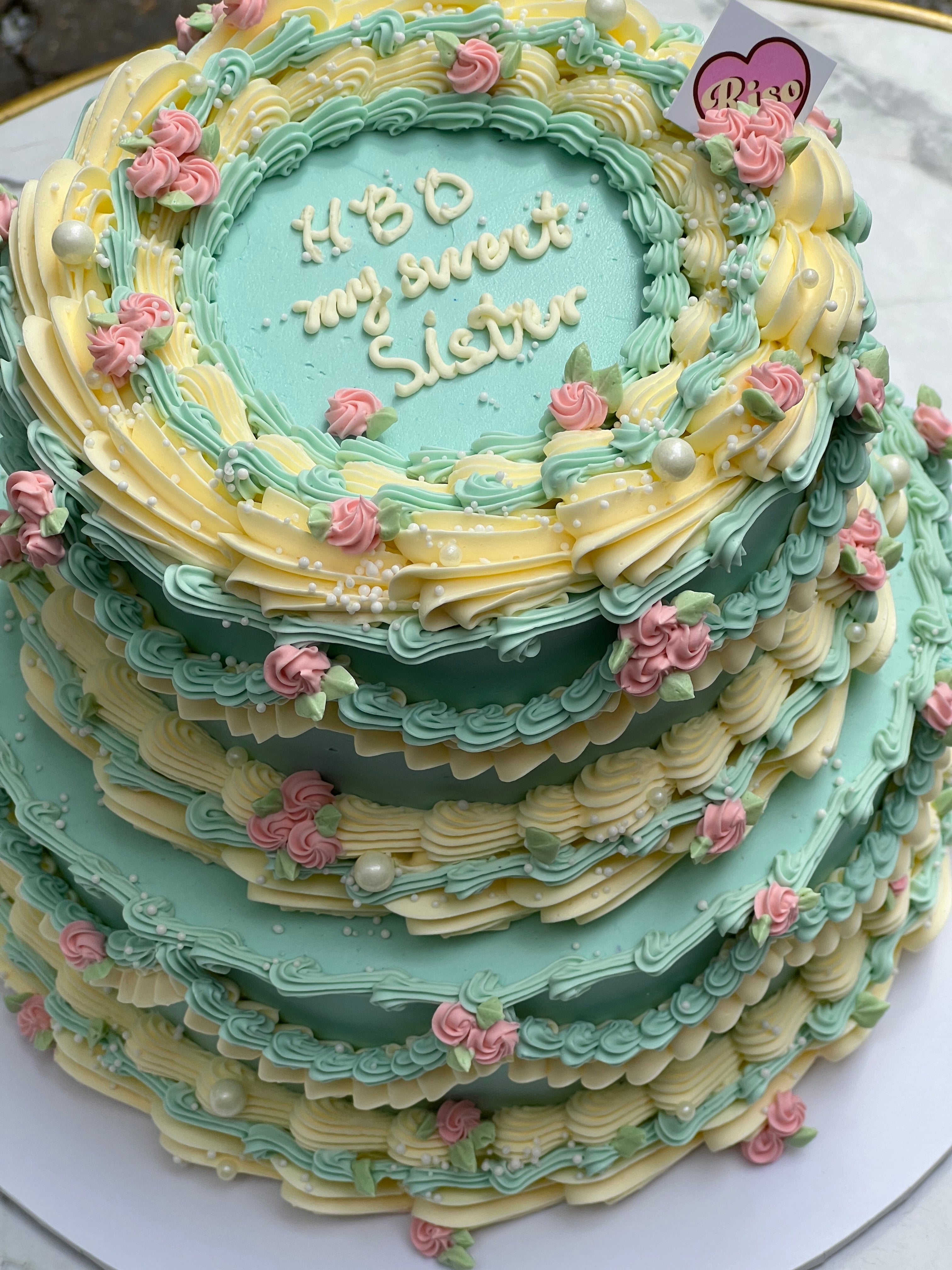 Royal Rose Vintage 2 tier Cake