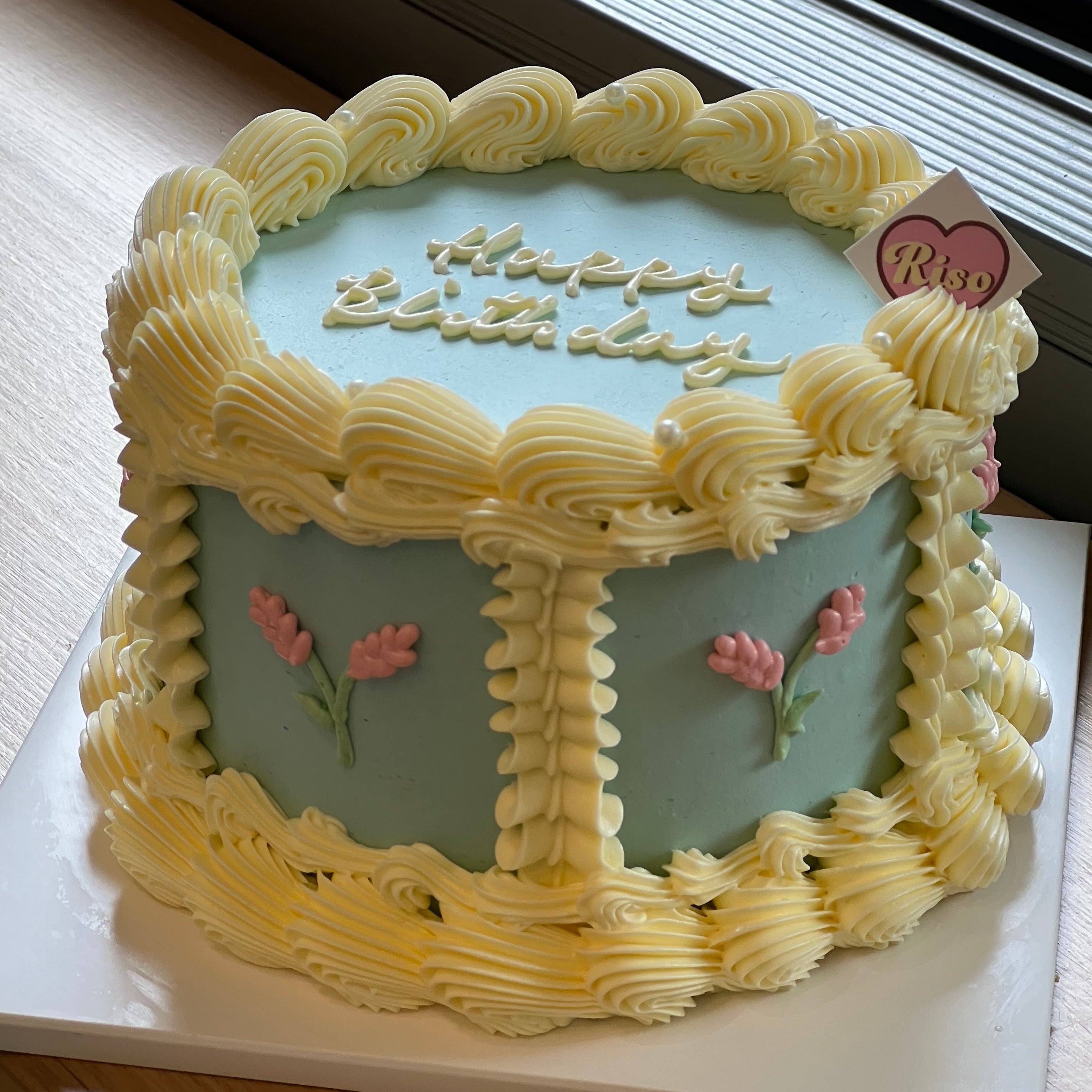 Royal Vintage Cake (Round/Heart)