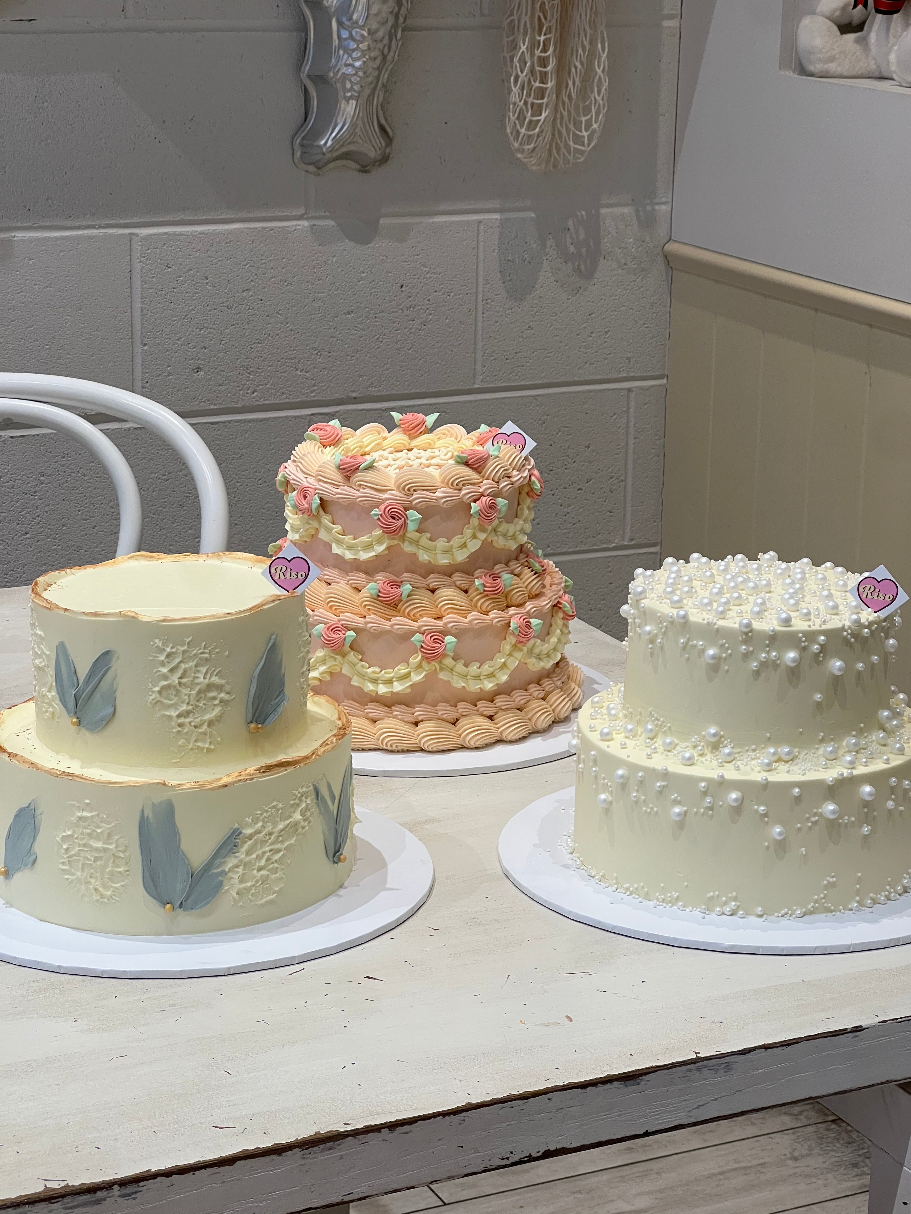 Vintage Rose 2 tier Cake