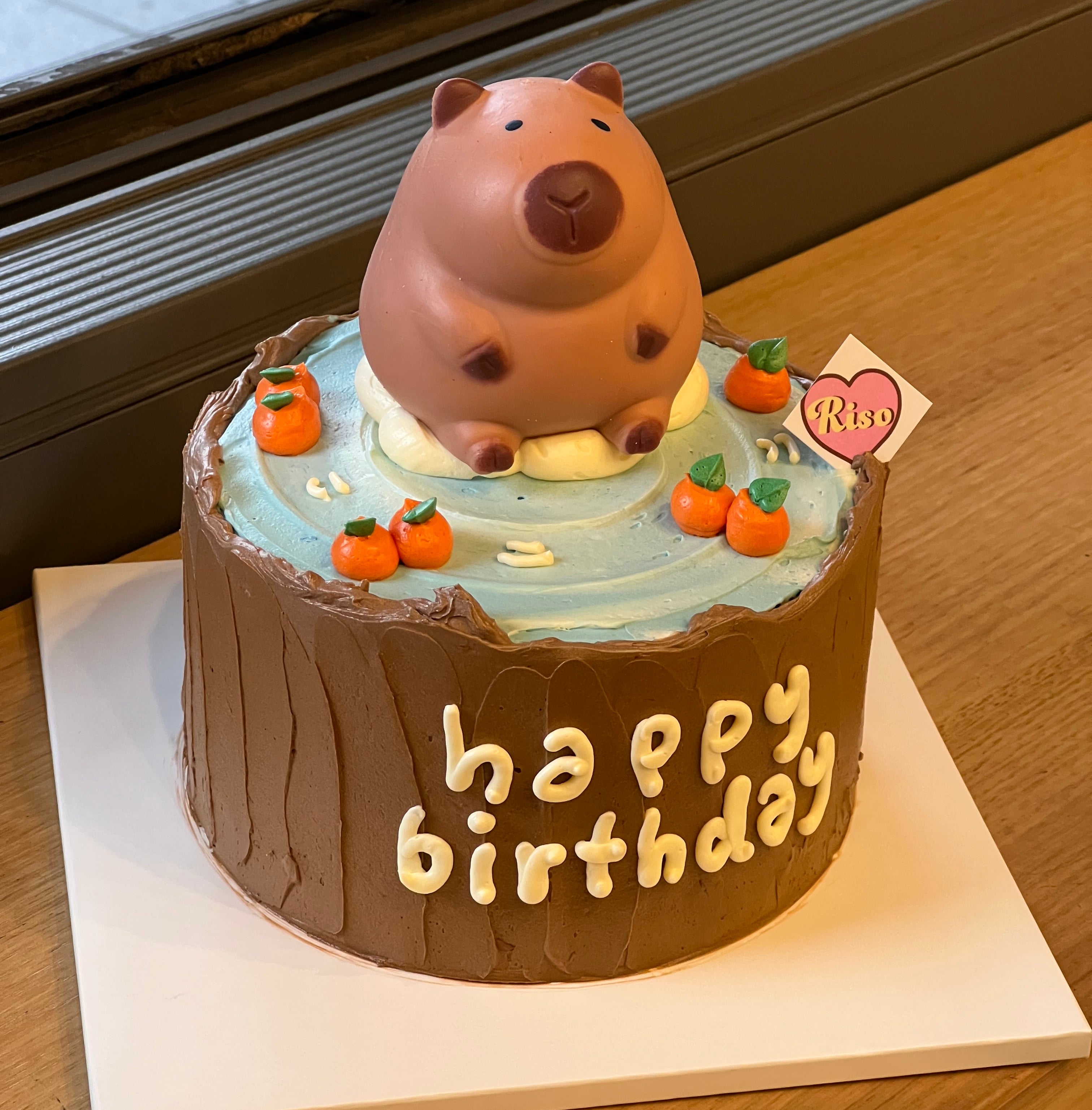 Capybara Cake