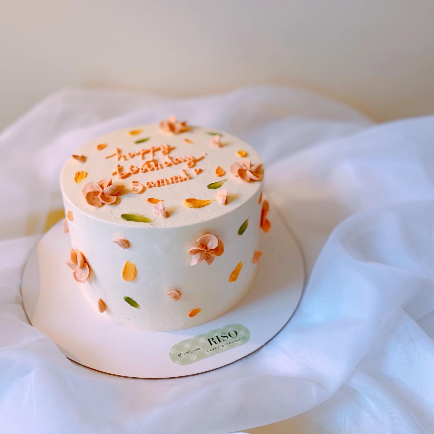 Peach Floral Cake