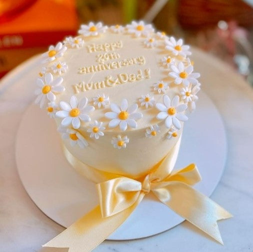Daisy Wreaths Cake