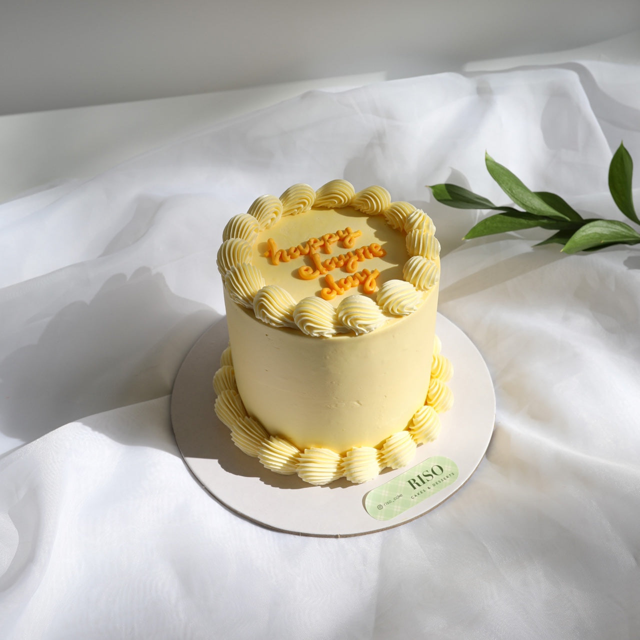 Simple Lettering Cake (Round/Heart)