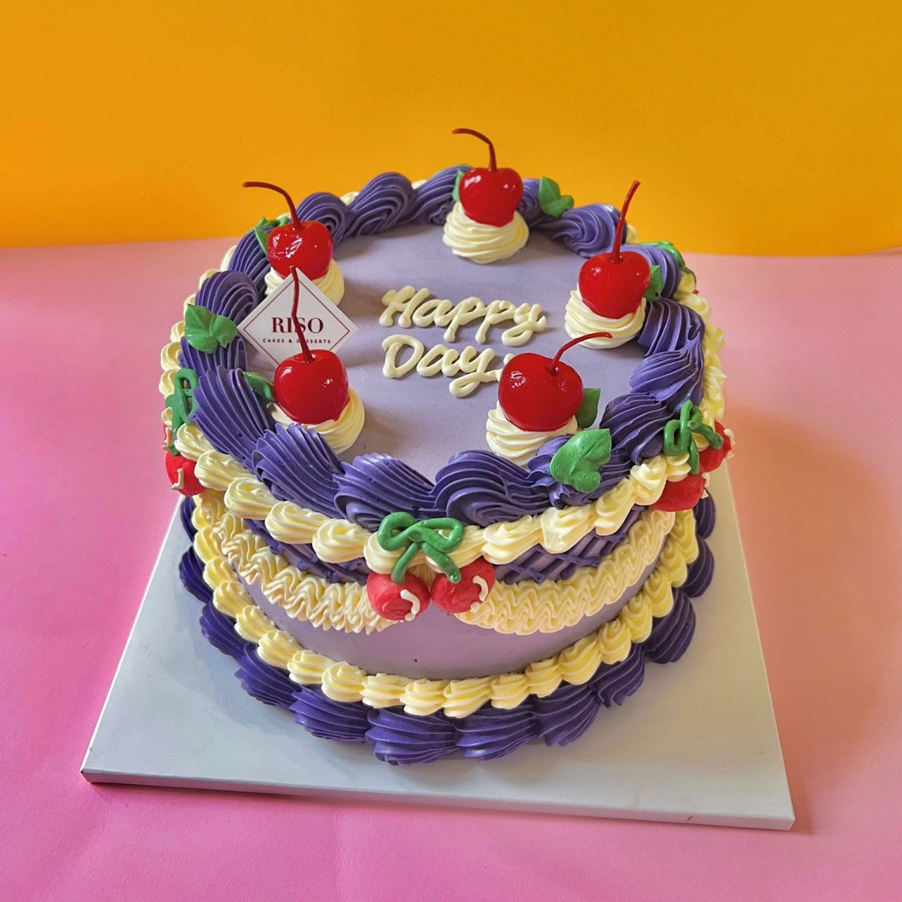 Retro  Vintage Cake (Round/Heart)