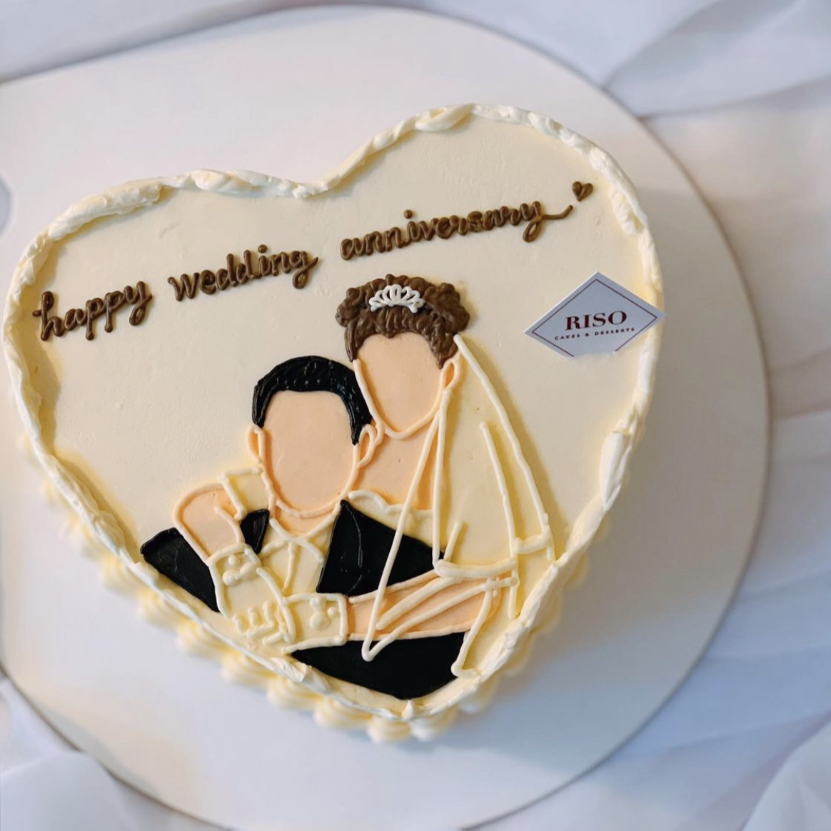 Wedding Picture Cake (Round/Heart)