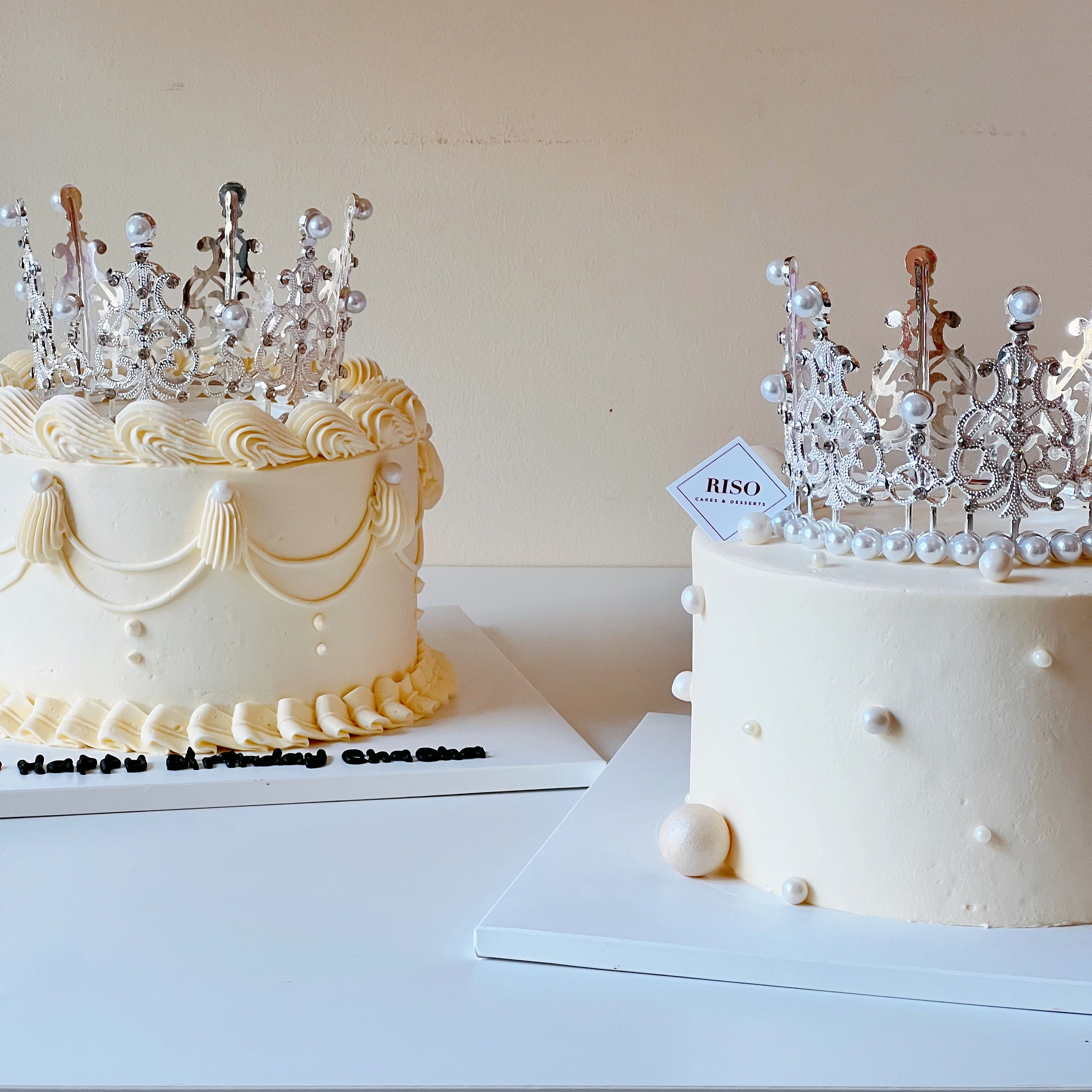 Pearl Tiara Cake