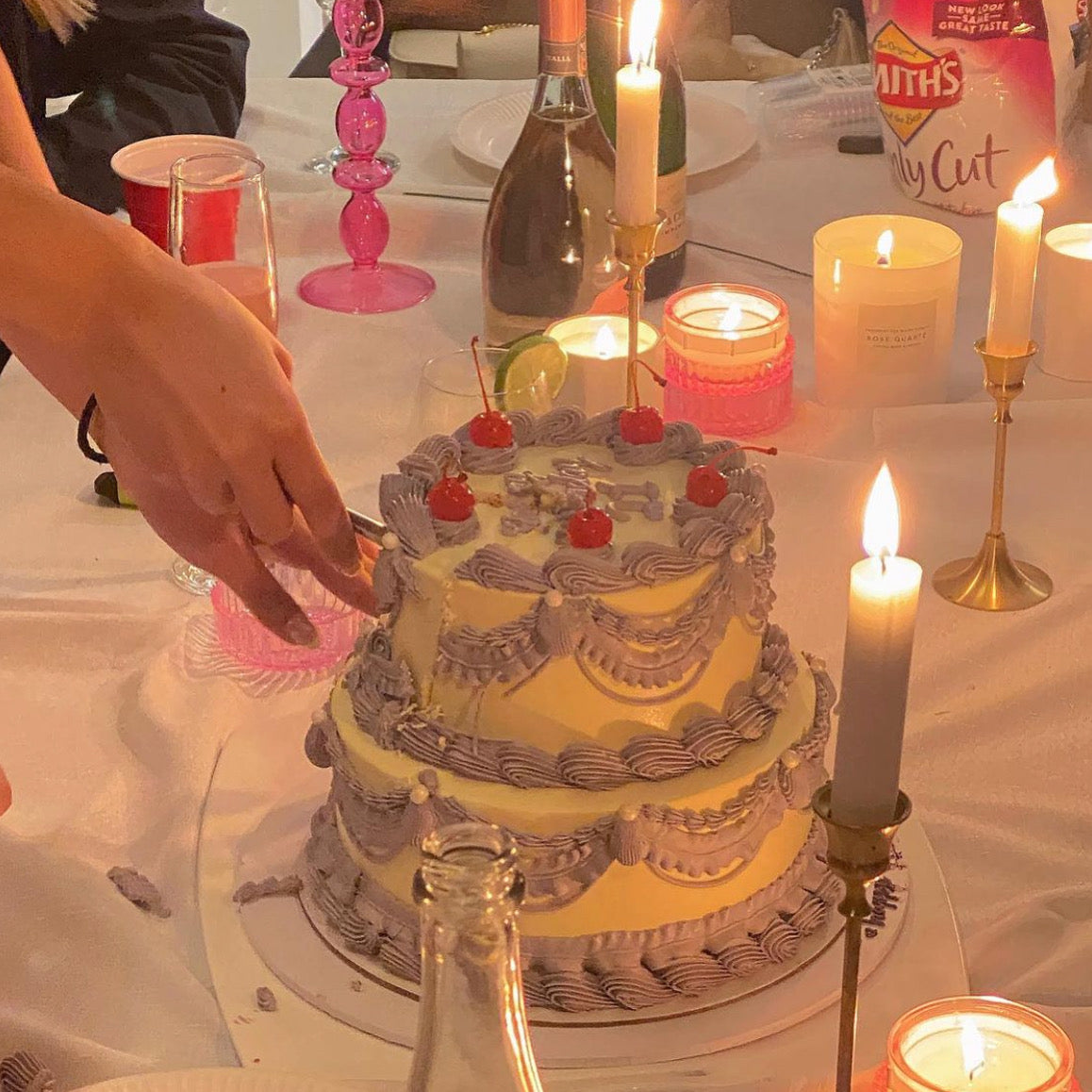 Royal Vintage 2 tier Cake