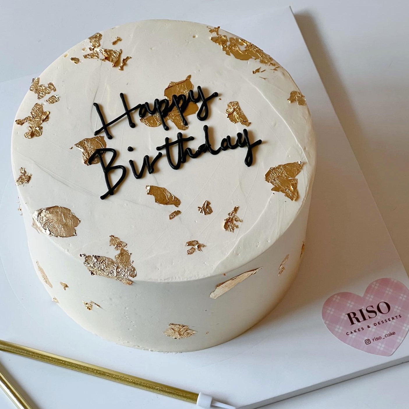 Gold Foil Illustration Cake (Round/Heart)
