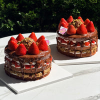Dubai Strawberry Cake