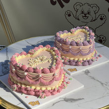 Load image into Gallery viewer, Rose Vintage Garden Cake (Round/Heart)
