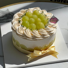 Load image into Gallery viewer, [SOLD OUT] Fresh Cream Grapes Cake
