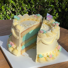 Load image into Gallery viewer, [Gender Reveal] Vintage Core Cake
