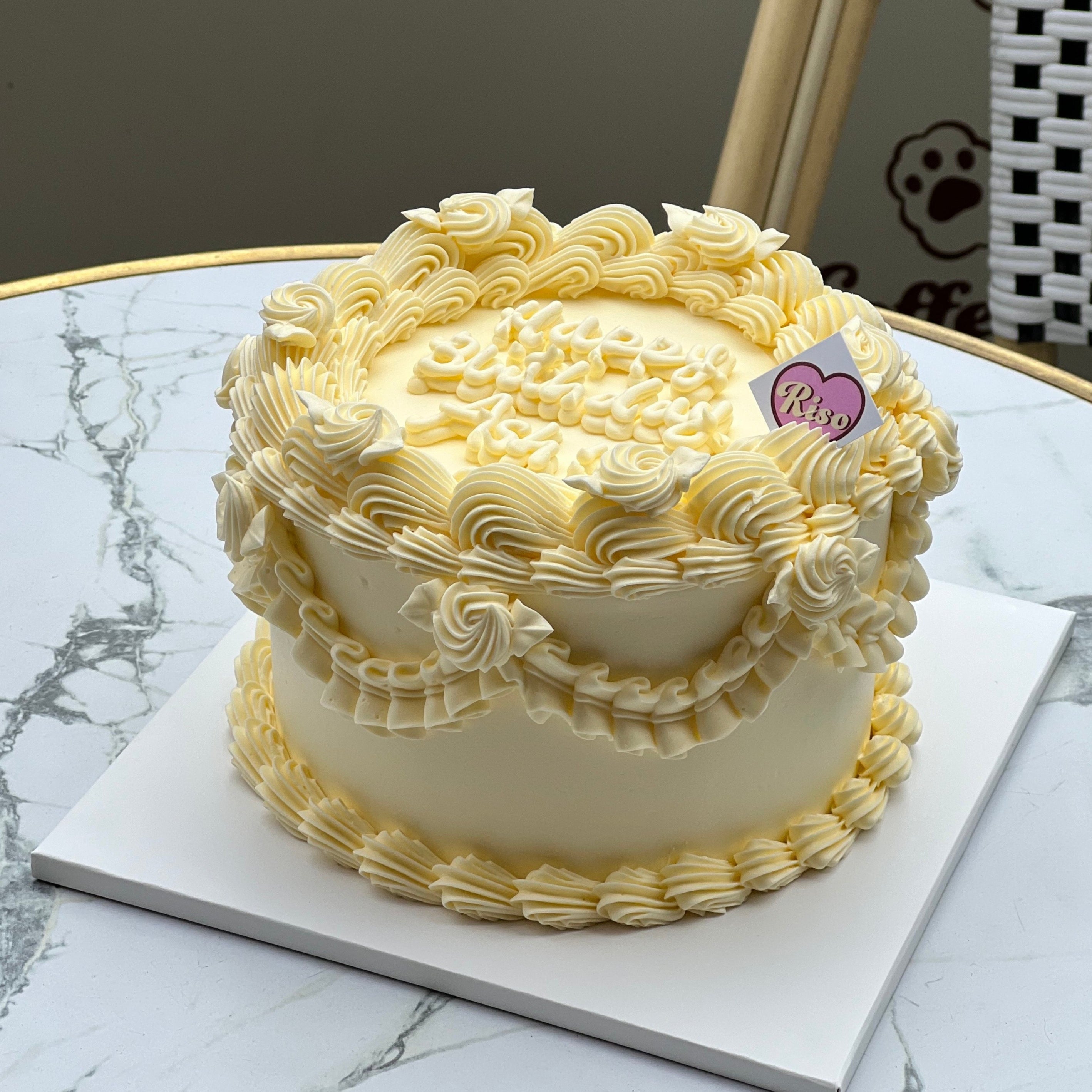 [Gender Reveal] Rose Vintage Cake (Round/Heart)