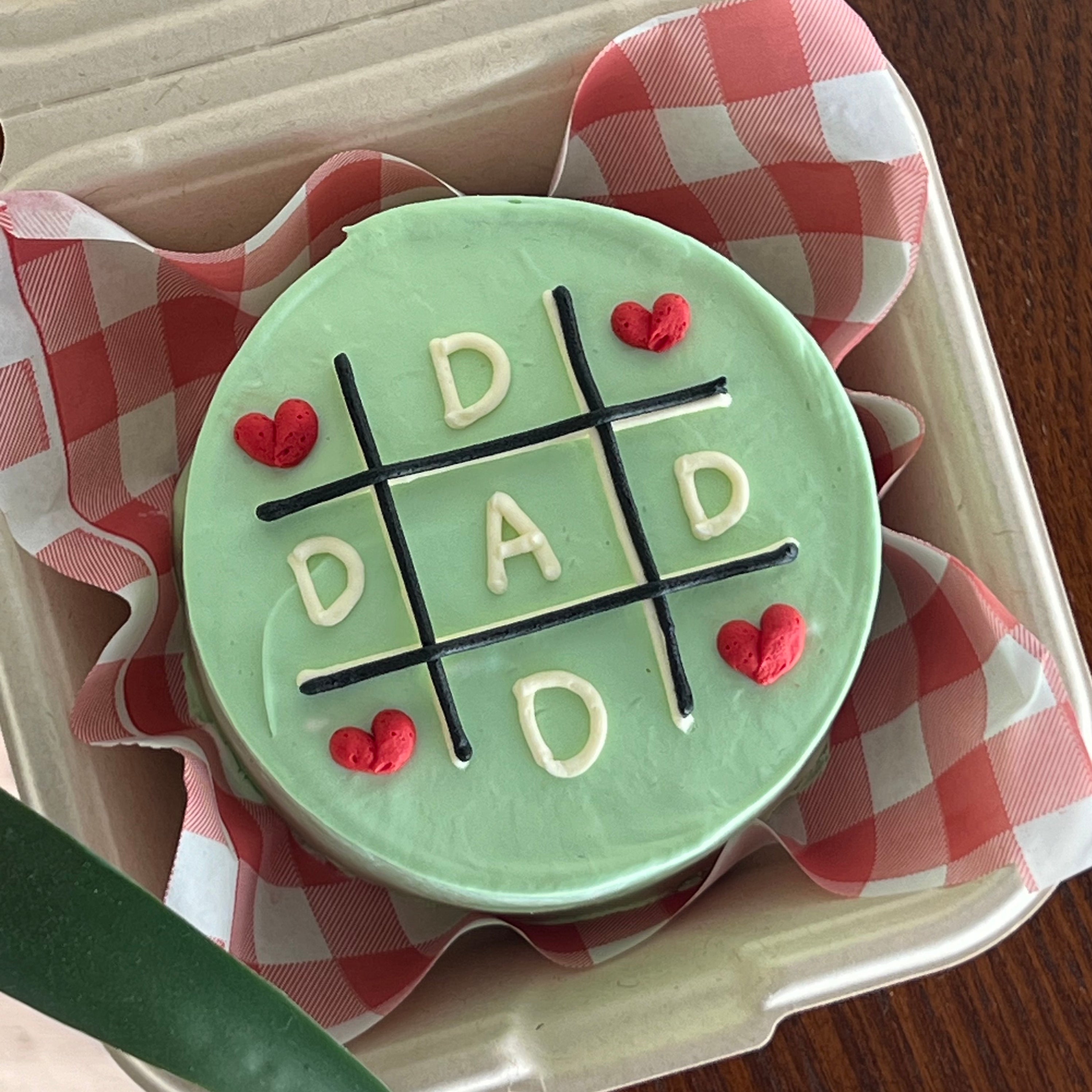 2025 Father's Day Tic-Tac-Dad Lunch Box Cake