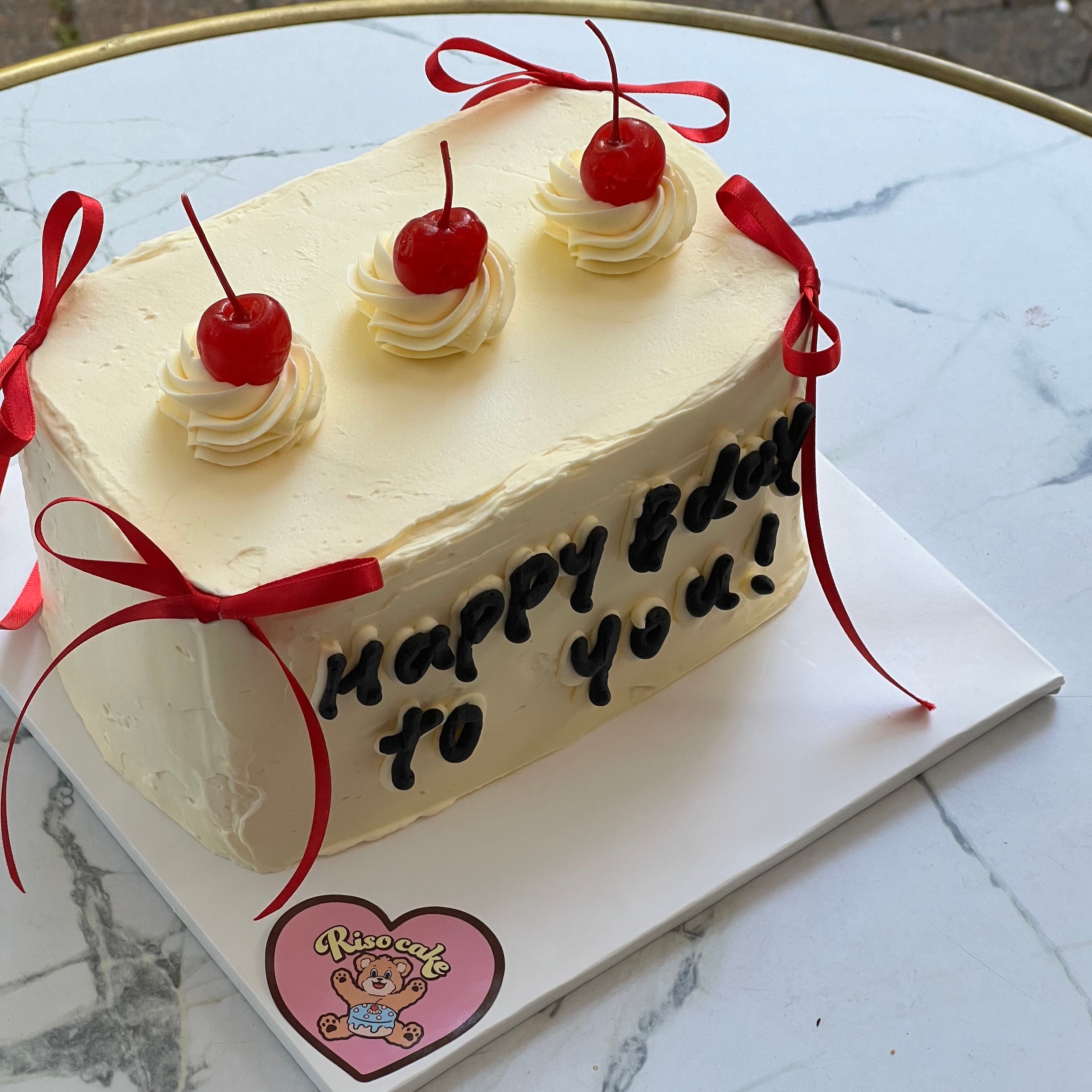 Vintage Cherry Rectangle Cake