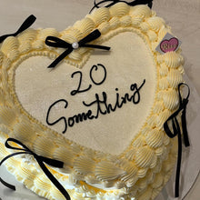Load image into Gallery viewer, Champagne Love Vintage Cake (Round/Heart)
