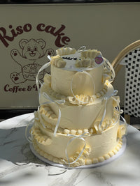 Wavy 2-3 tier Cake