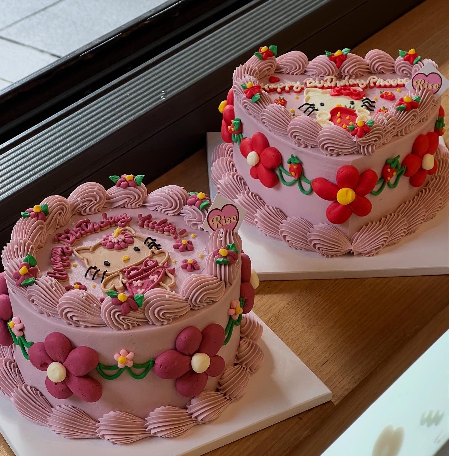 Hello Kitty Cake (Round/Heart)