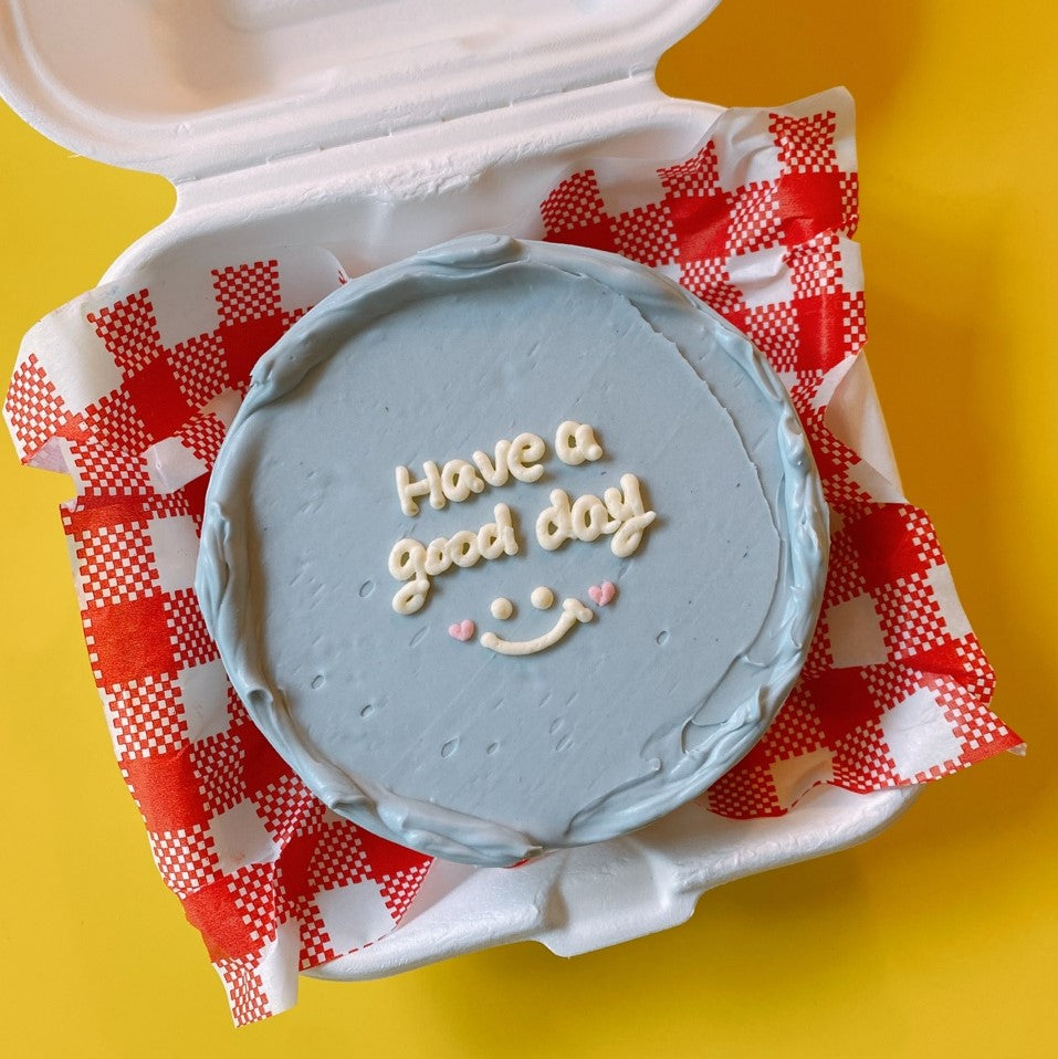 Simple Lettering Lunch Box Cake