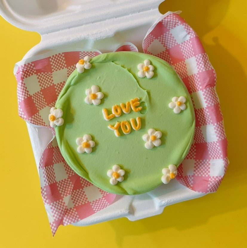 Mini Flower Lunch Box Cake