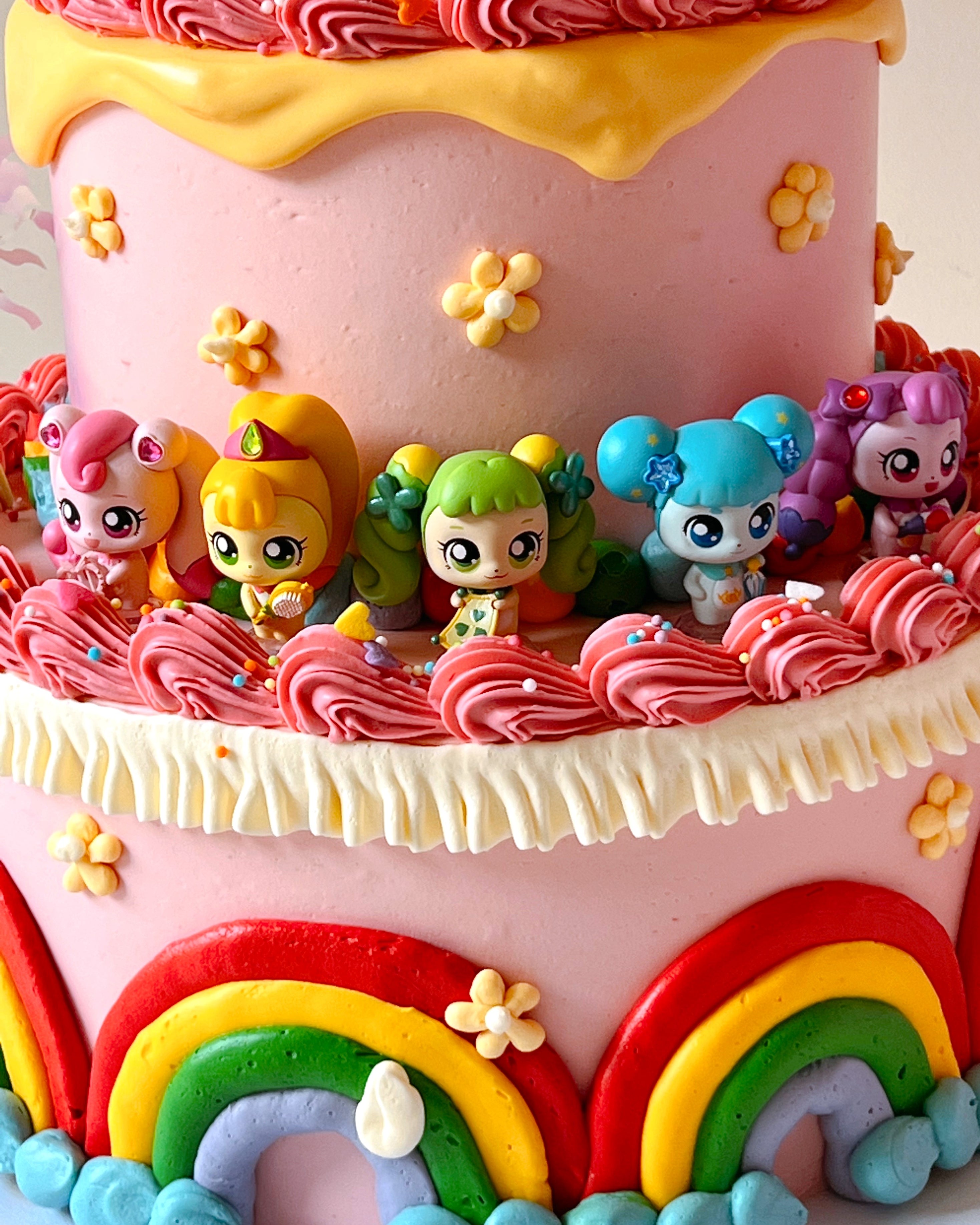 Figure 2 tier Cake